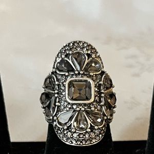 Premier Designs Knockout Ring